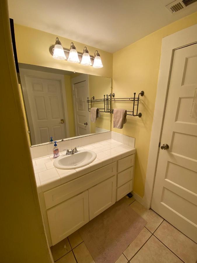 Private Large La Bedroom W Private Half-Bathroom - Ac - Wifi - Private Fridge Near Usc - Exposition Park - Usc Memorial Coliseum - Banc Of California Stadium - Downtown Los Angeles Dtla - University Of Southern California Usc! Exterior foto